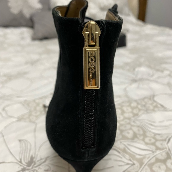 BCBG Boots - Picture 2 of 11
